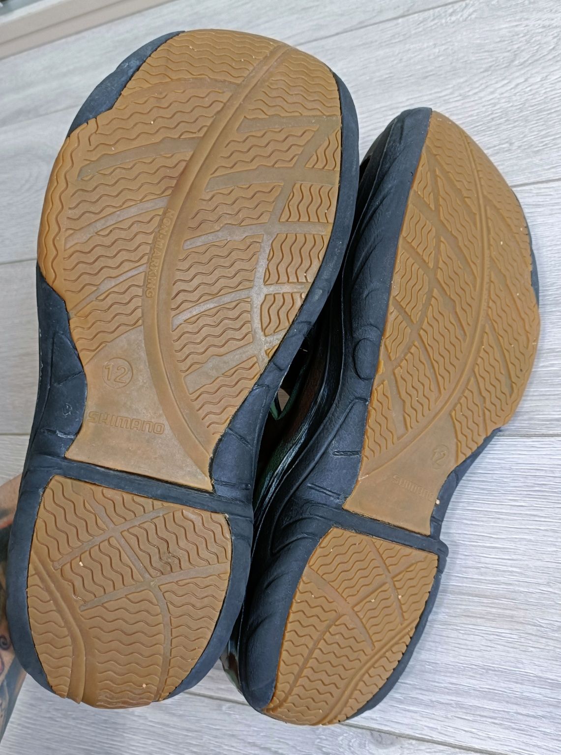 Męskie buty wędkarskie Shimano Evair Khaki Camo roz.45,5