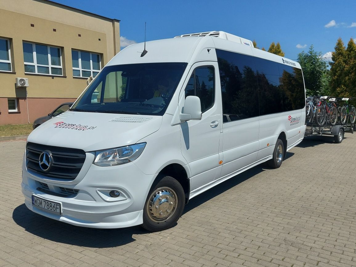 Polańczyk Solina Bieszczady wynajem busów autobusów,  przewóz osób.