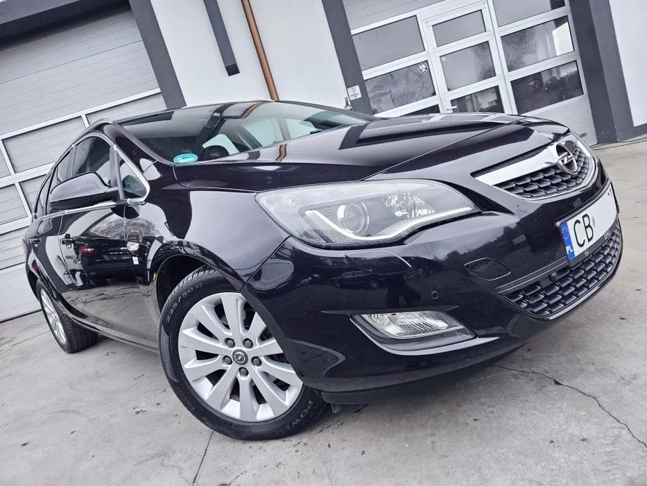 Opel Astra 2011 r. 2.0 CDTI 160 KM AUTOMAT Xenon PDC Bogata Wersja Oryg przbieg