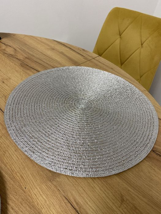 NOWA Srebrna podkładka 8 sztuk mata na stół 38 cm