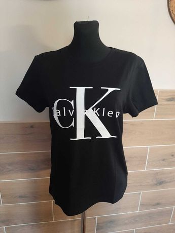 Nowiutki, damski t-shirt Calvin Klein