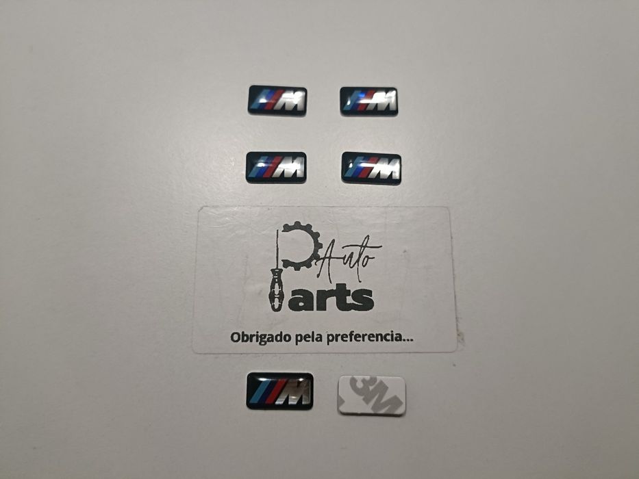 Conjunto 4 Emblemas Símbolos Logotipos Legendas "M" Jantes