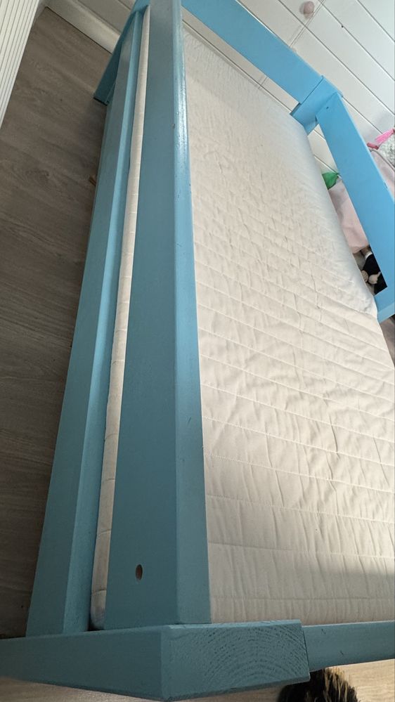 Łóżko dziecięce dla dziecka 160 x 70 cm z materacem i szufladą