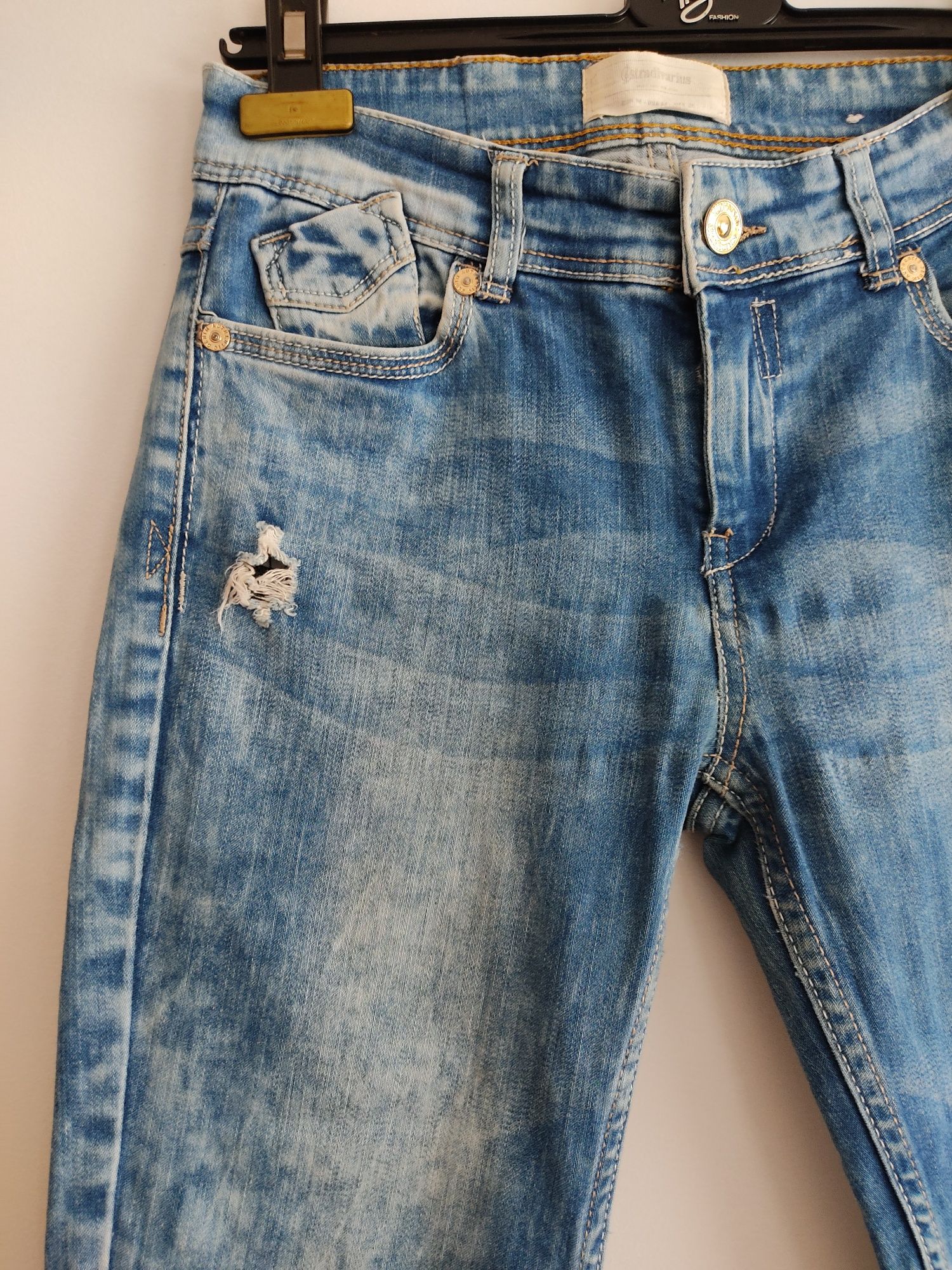 Calças de Ganga Stradivarius (Jeans Tamanho 36)