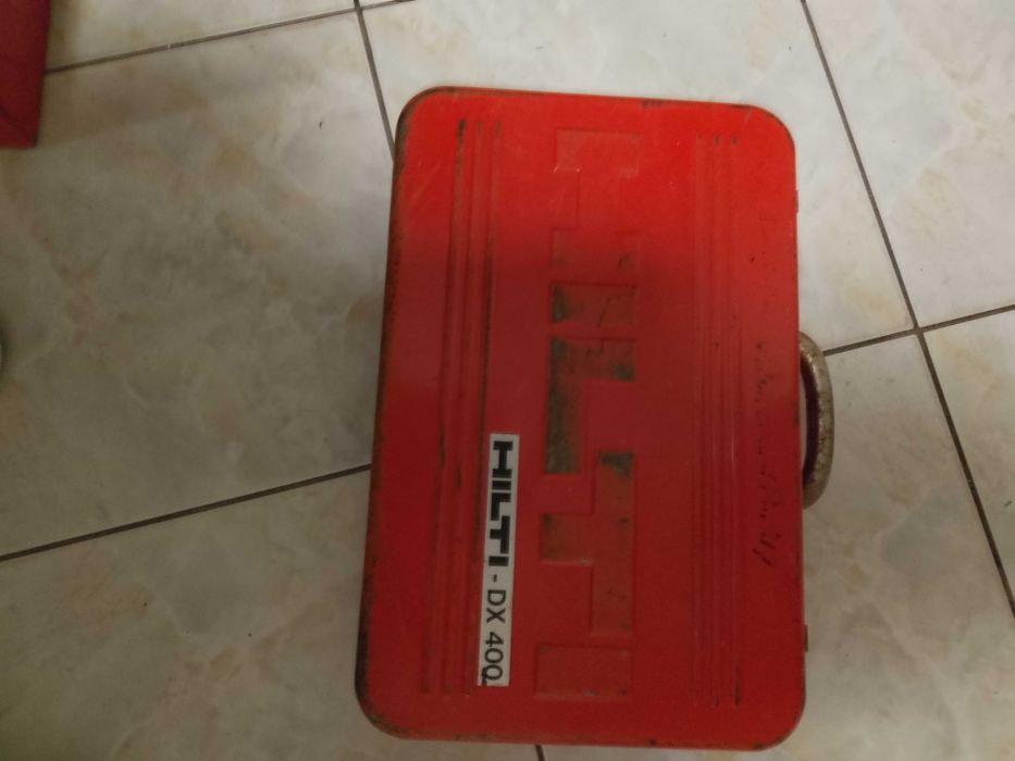 Pistolet prochowy do gwoździ Hilti. DX-400 Stan bardzo dobry.