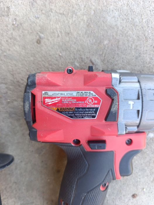 Шуруповерт Milwaukee m18 2804