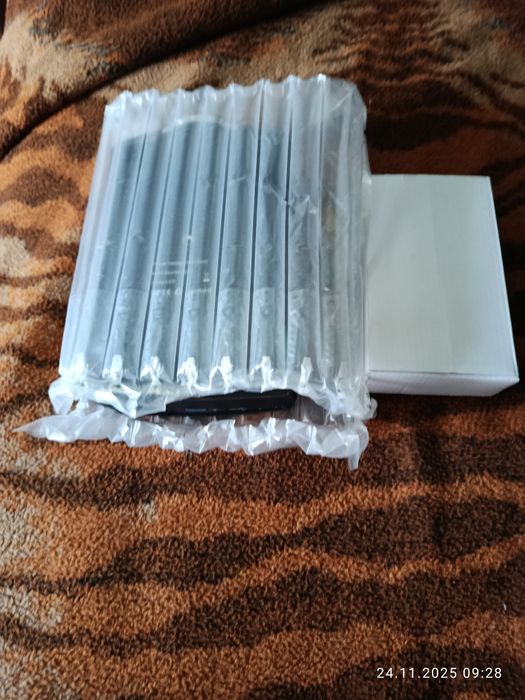 LED Projector  новий продається