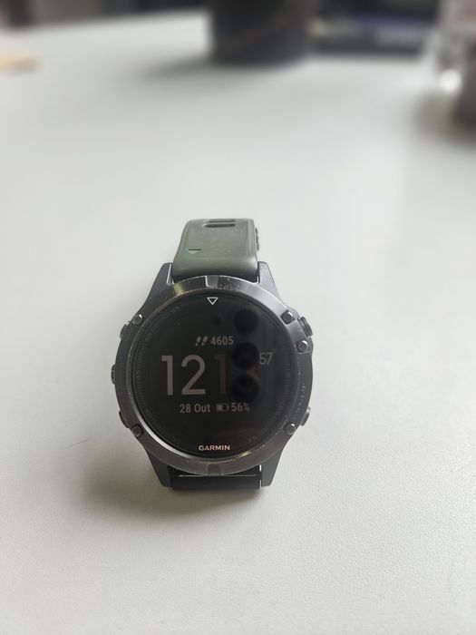 Garmin Fénix 5 – excelente estado + 3 braceletes + caixa original