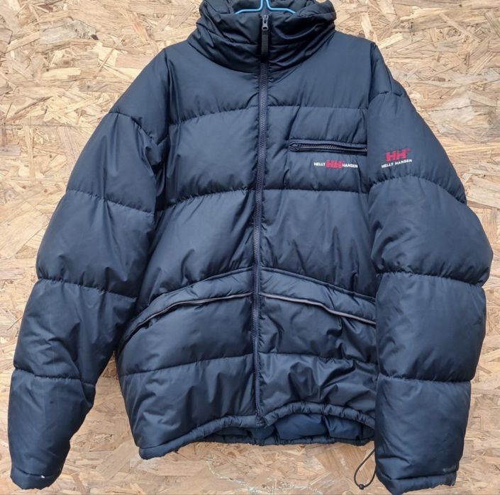 Пуховик Helly Hansen
