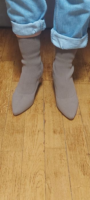 Ботильйони-панчохи Reserved