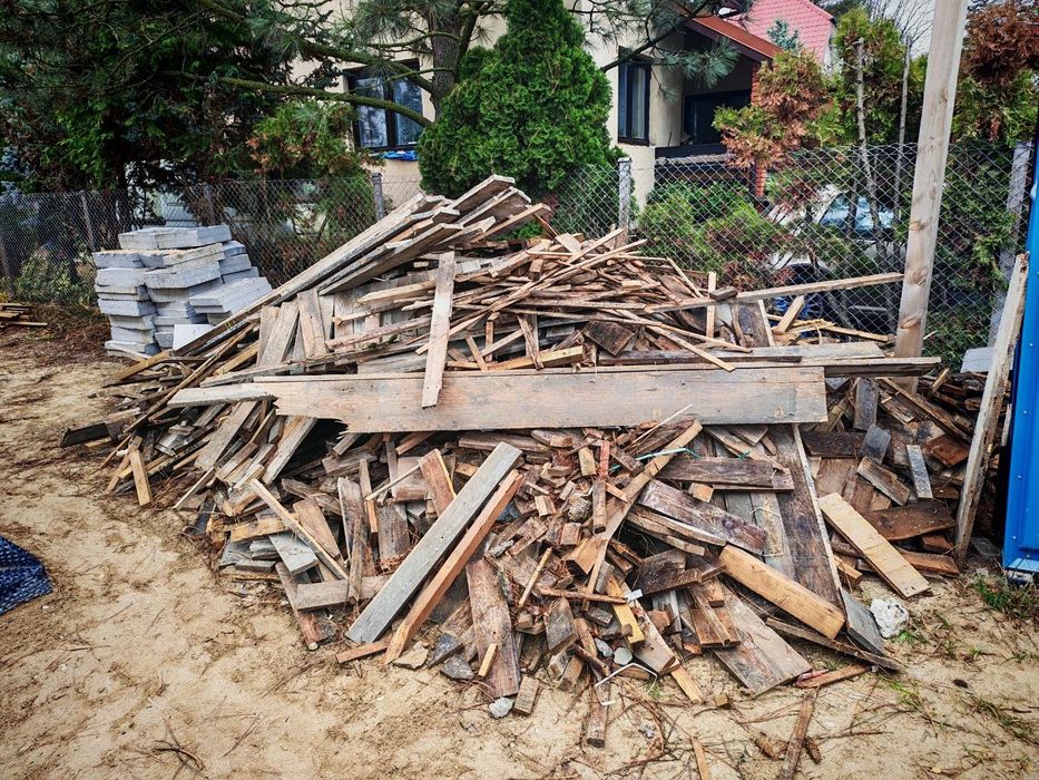 Drewno po budowie