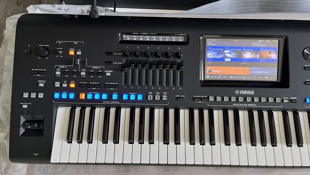 Yamaha GENOS dużo packów i styli
