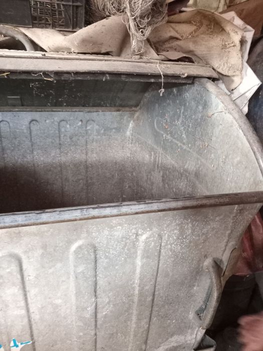 , сміттєвий бак, бочки