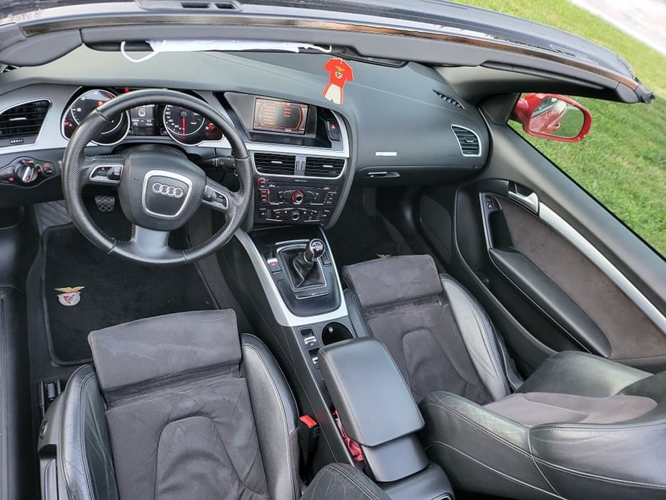 Audi a5 Cabrio vermelho