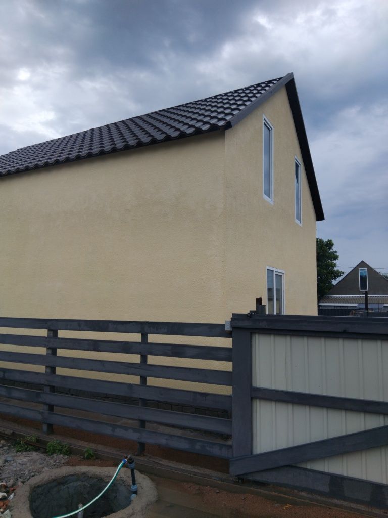 Продам дом в гостомеле центр