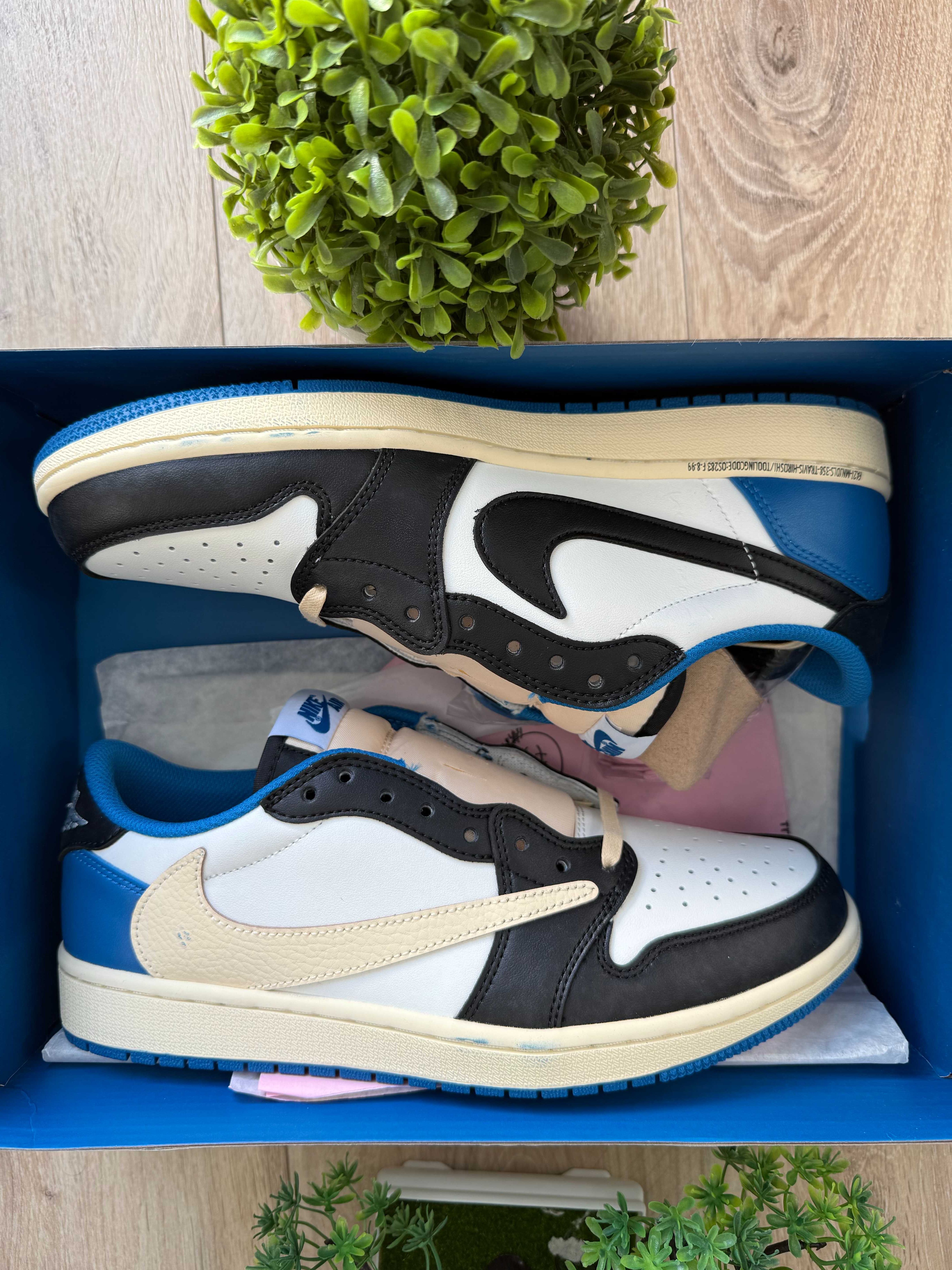 Air Jordan 1 Low OG SP Travis Scott Fragment rozmiar 43 / 9.5 US NOWE
