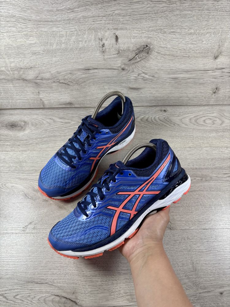 Asics GT 2000 жіночі бігові кросівки