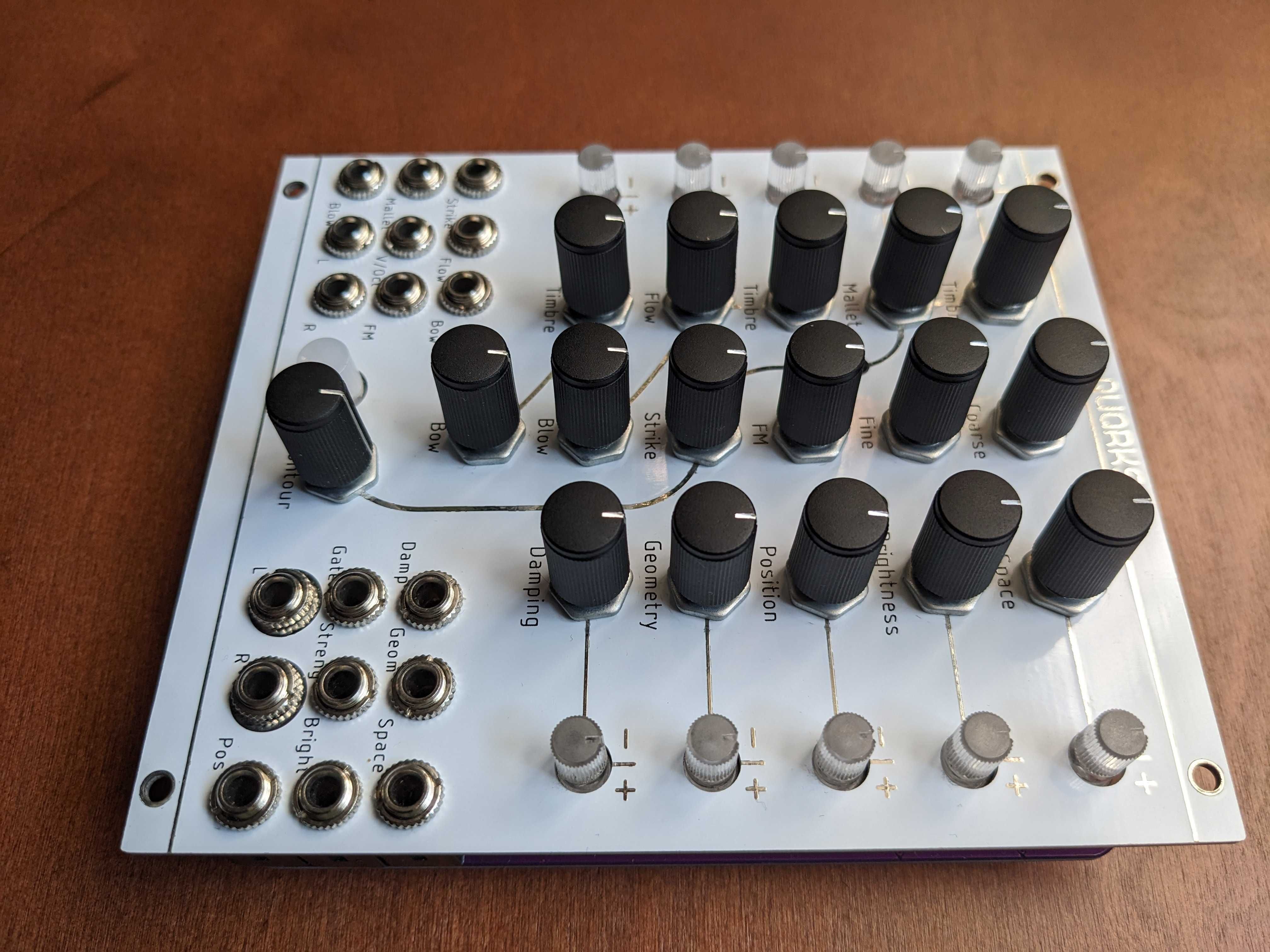 Quarks Mutable Elements eurorack moduł