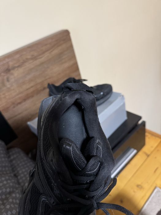 Balenciaga expander 42 size