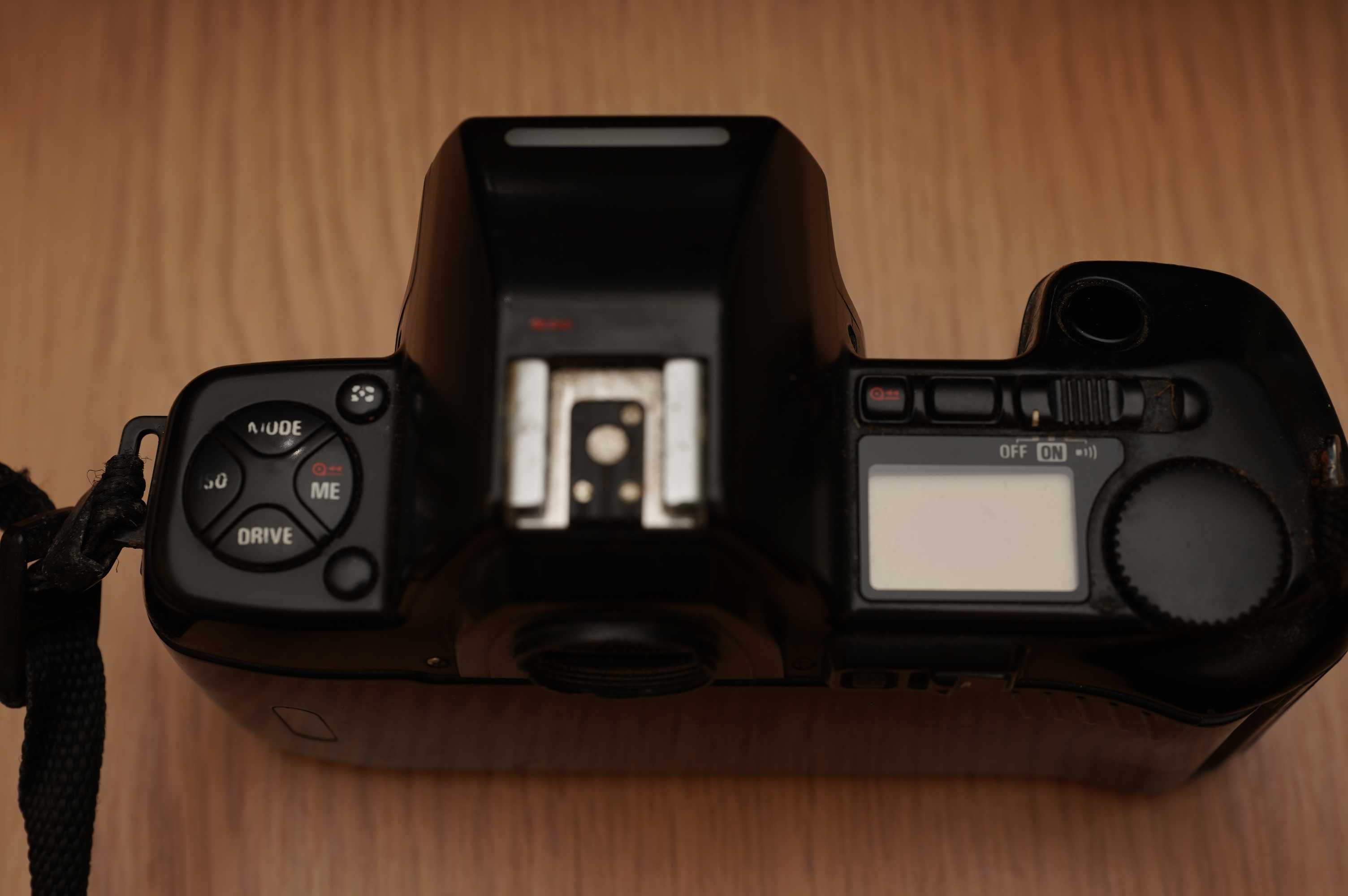 Nikon F801S Плівковий фотоапарат (несправний)