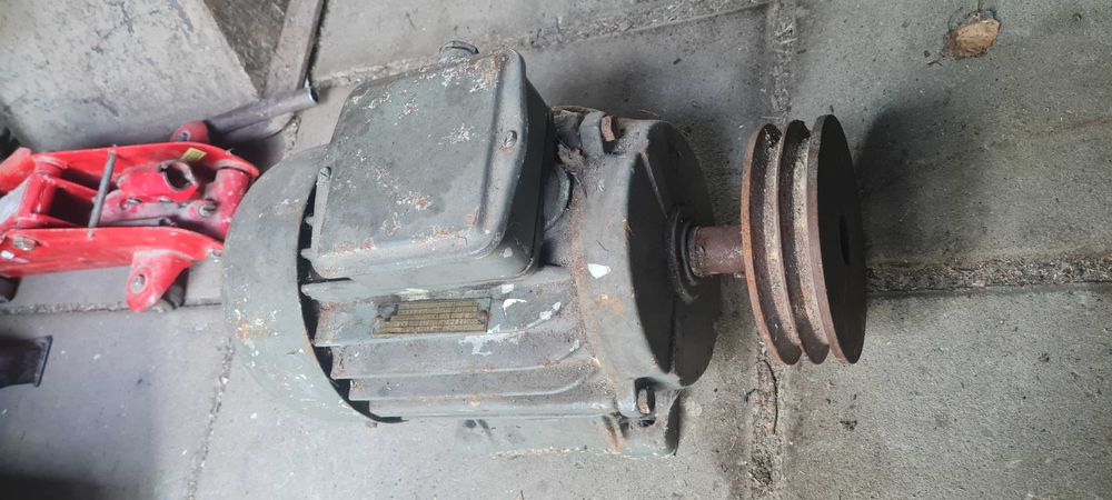 Silnik Elektryczny 3fazowy 4.2 KV