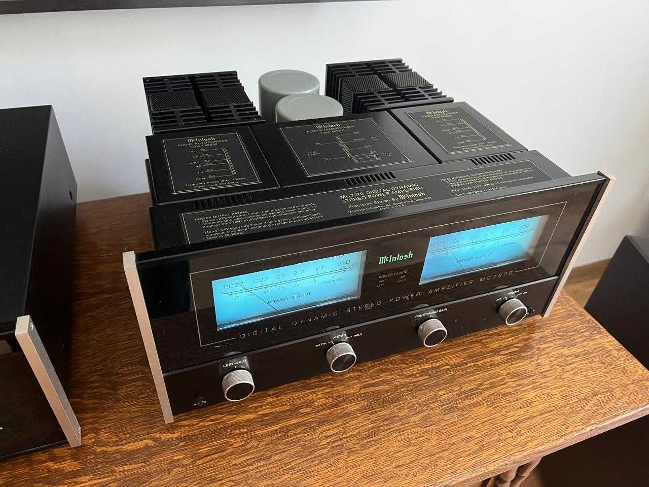Комплект підсилювачів Mcintosh MC7270 та Mcintosh C38