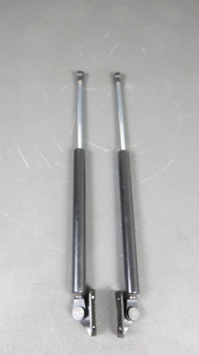 Mitsubishi ASX siłowniki tylnej klapy bagażnika