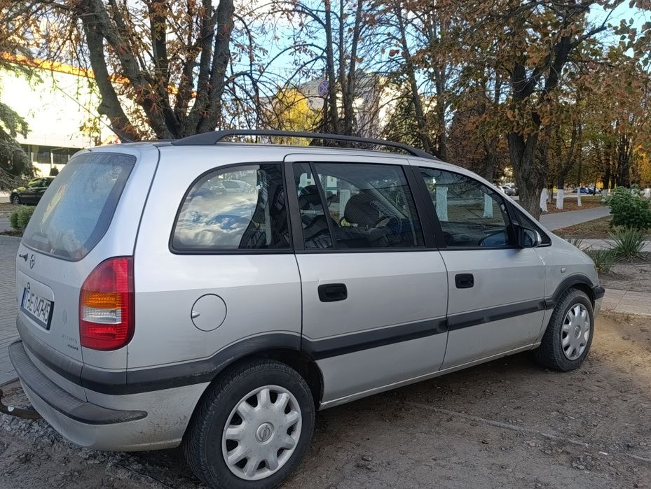 Opel Zafira 2.0TDI 7 мест минивэн продам или обмен