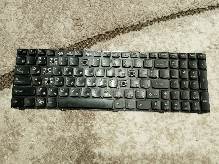 Клавіатура до ноутбука Lenovo g570