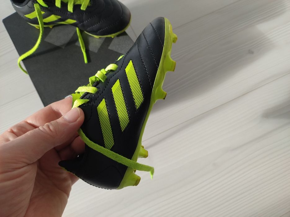 Buty korki, Adidas, 5-7 lat, 28.5 rozmiar, piłka nożna, raz ubrane