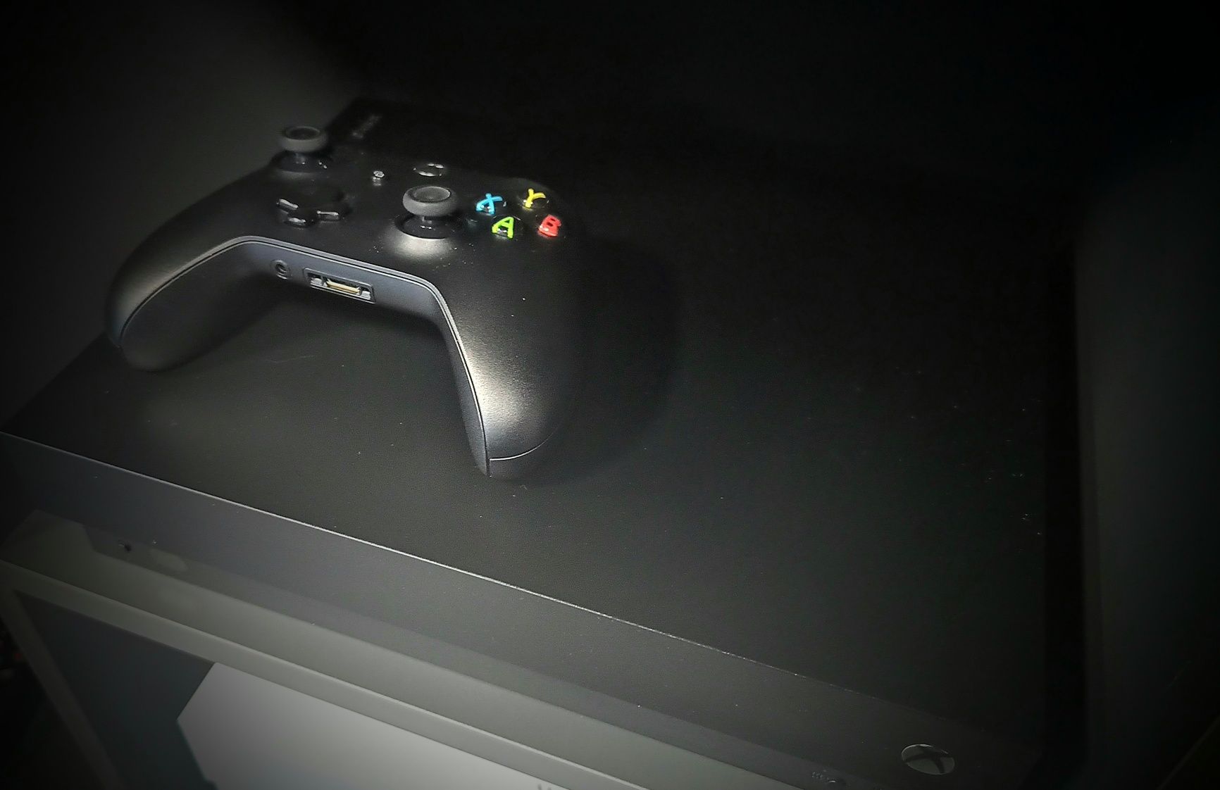 Приставка Xbox One X 1TB + Гарантія!