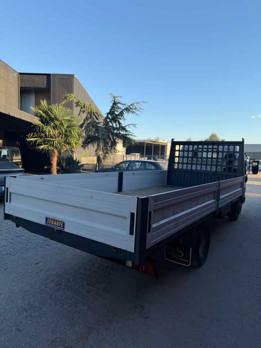 Mitsubishi canter