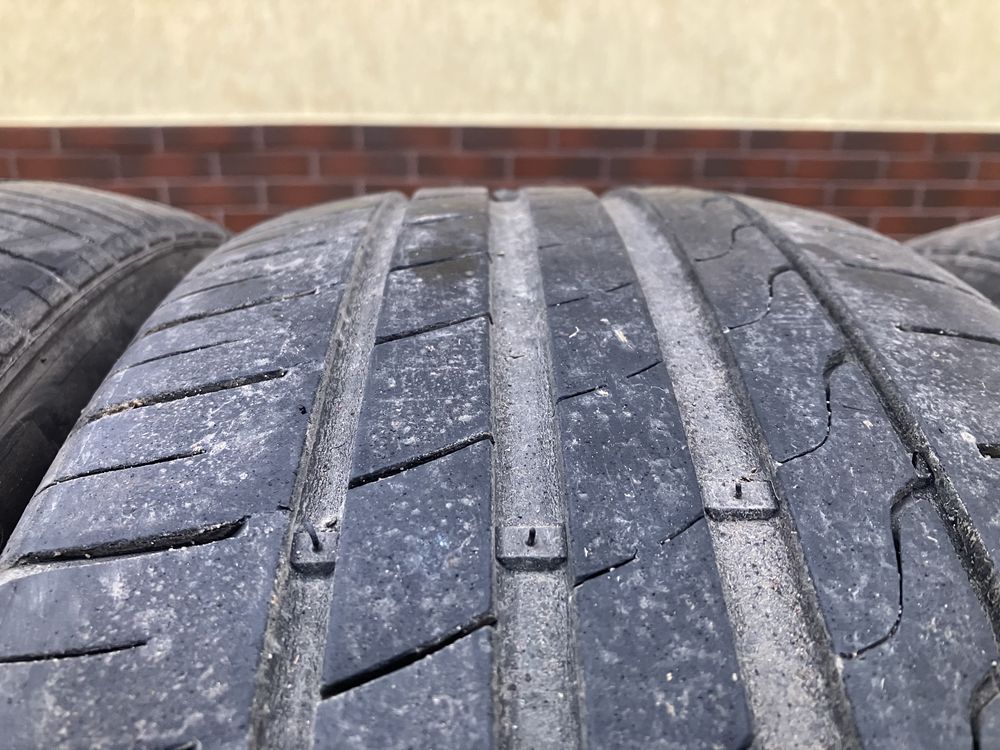 Opony letnie 215/50 R 17