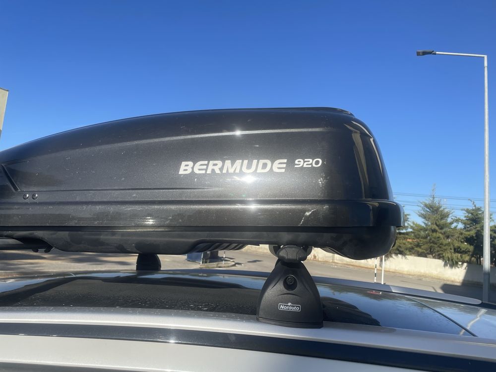 Vendo caixa de viagem mais os suportes tejadilho Norauto