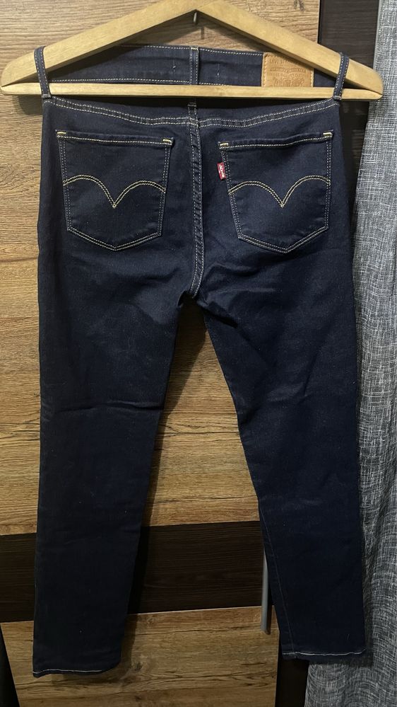 Джинси Levi’s