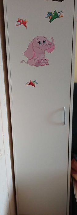 PIĘKNY ZŁOŻONY Komplet mebli dziecięcych