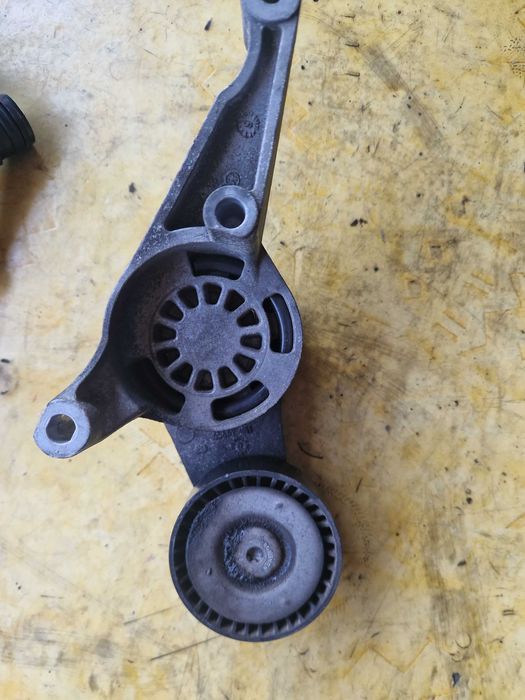 Napinacz Paska Klinowego Vw Audi Seat Skoda 03G.903.315D
