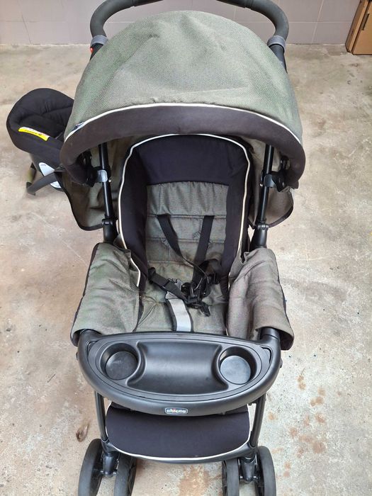 Carrinho de bebé e ovo Chicco