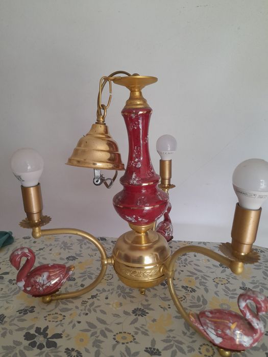 Candeeiro em porcelana