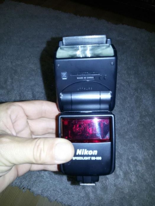 Nikon-sв 600speedlight