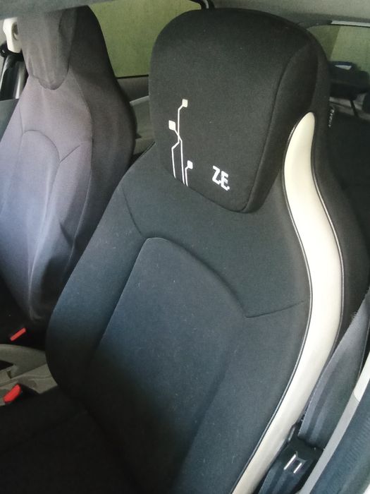 Renault Zoe Life 22kw, com bateria própria,.