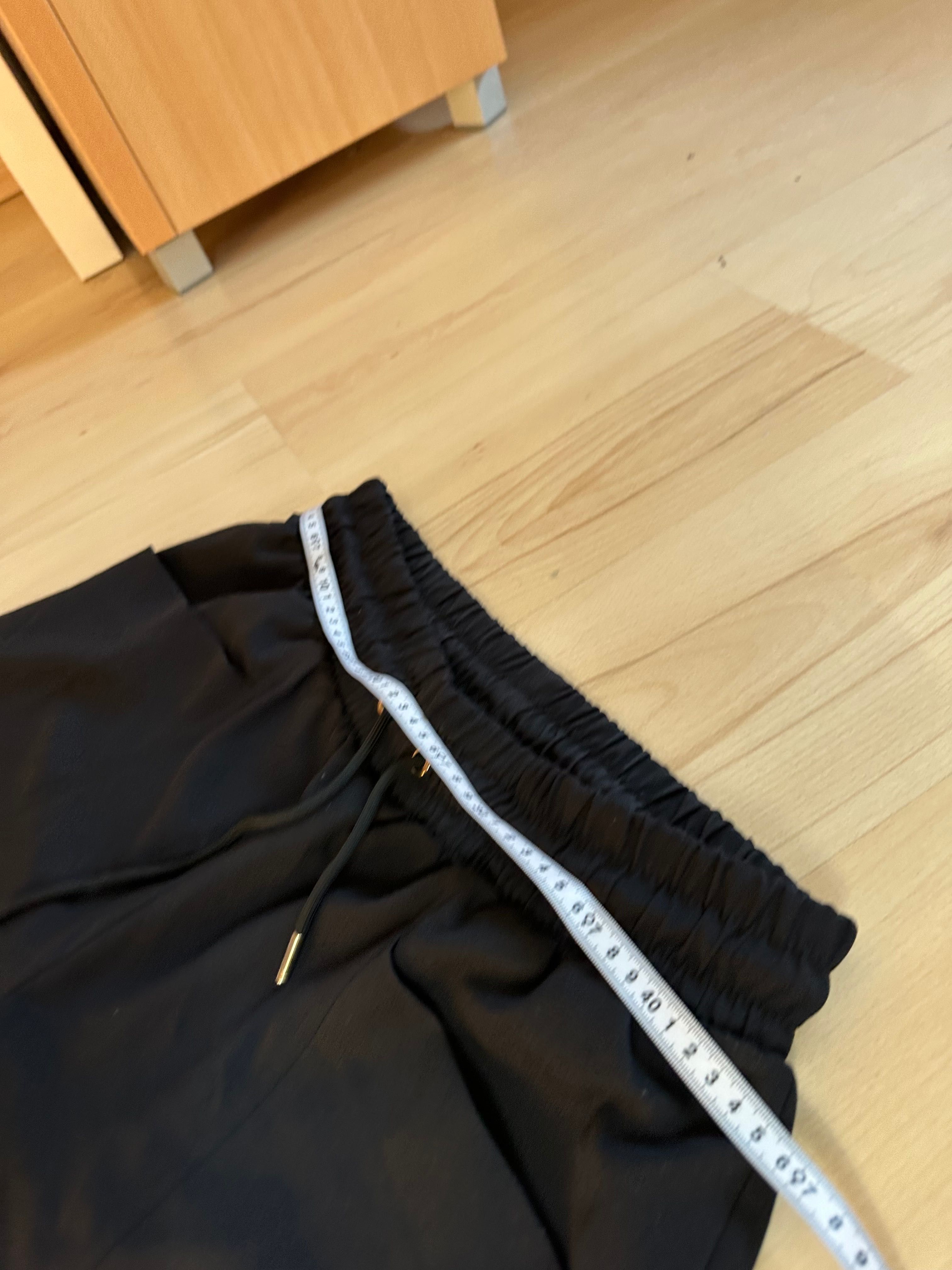 Czarne spodnie Zara rozmiar XL