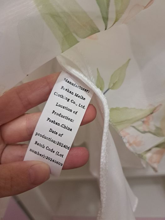 Ошатна пишна квіткова сукня для дівчинки 6 років