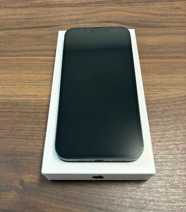 iPhone 13 128GB Midnight Super Stan!