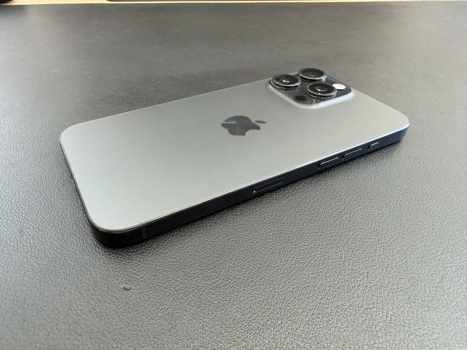 iPhone 15 Pro Max 256 GB Black Titanium