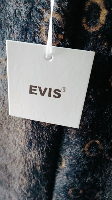 Narzutka alpaka bez czerń elegancka guzik