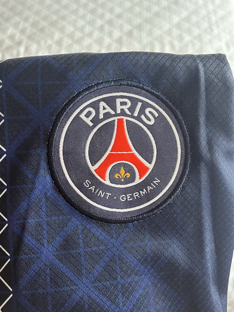 PSG 25/26 Home Kit - Vitinha #17