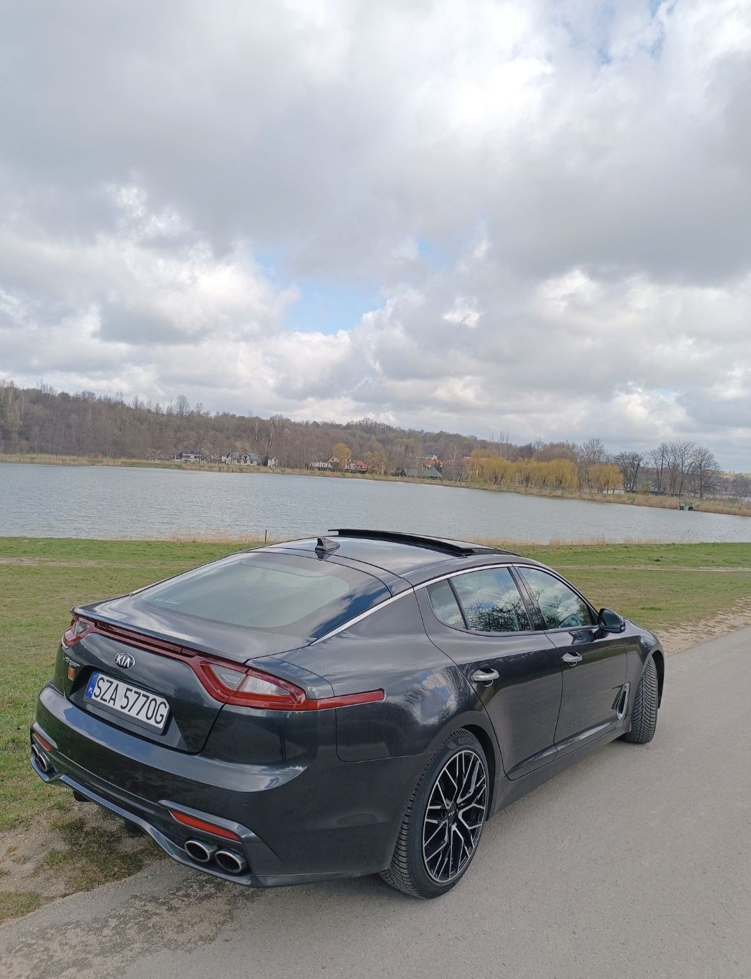 Kia Stinger 2.0 T-GDI 255km