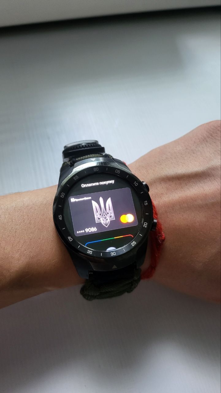 Тактические часы Mobvoi dual display на android WearOS / NFC GPay GPS