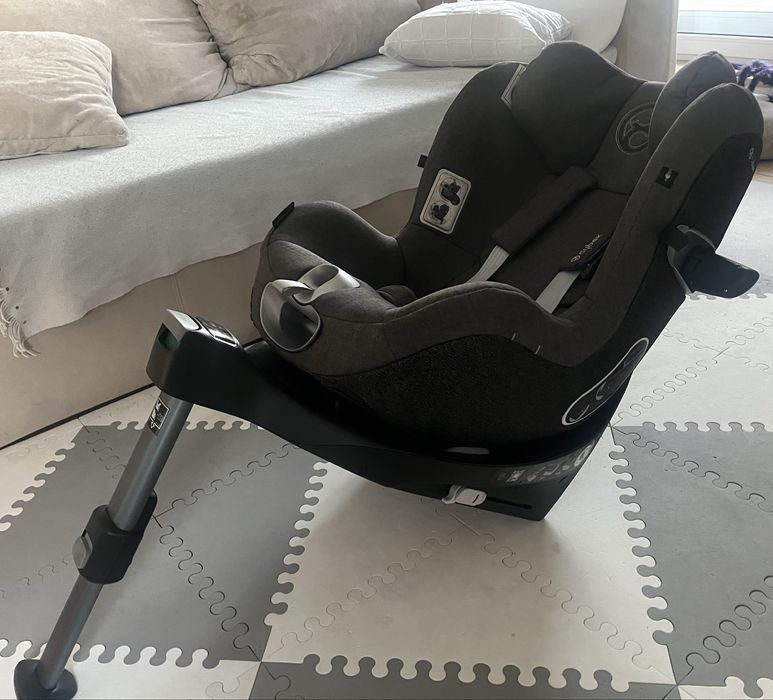 Fotelik Cybex Sirona Zi i-Size Plus Soho Grey wraz z obrotowa bazą